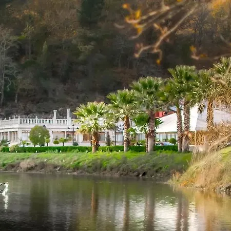 Bahia De Rivela - Estudio Economy * Ourense